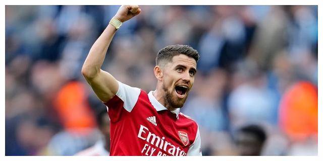 窗口期欧冠传出新动向，拉齐奥远射贴柱，管理层表态——引发热议，高层口径保持一致的简单介绍-九游会官方登入